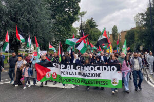 Ciny lo sa da che parte stare
